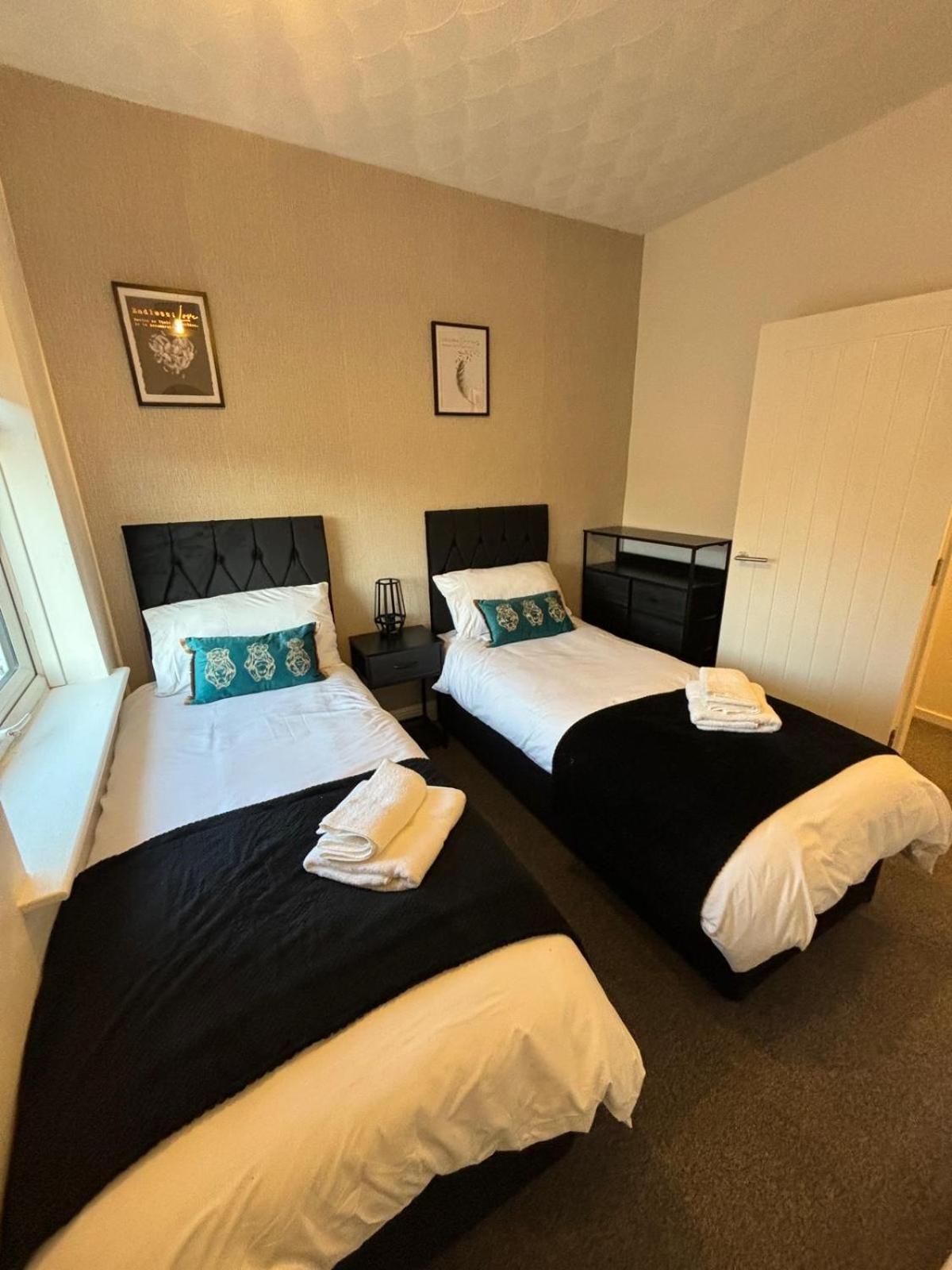 Villa Stunning House - Sleeps 7 - 5 Mins Walk To Lincoln High Street - Parking - Wifi Exterior foto